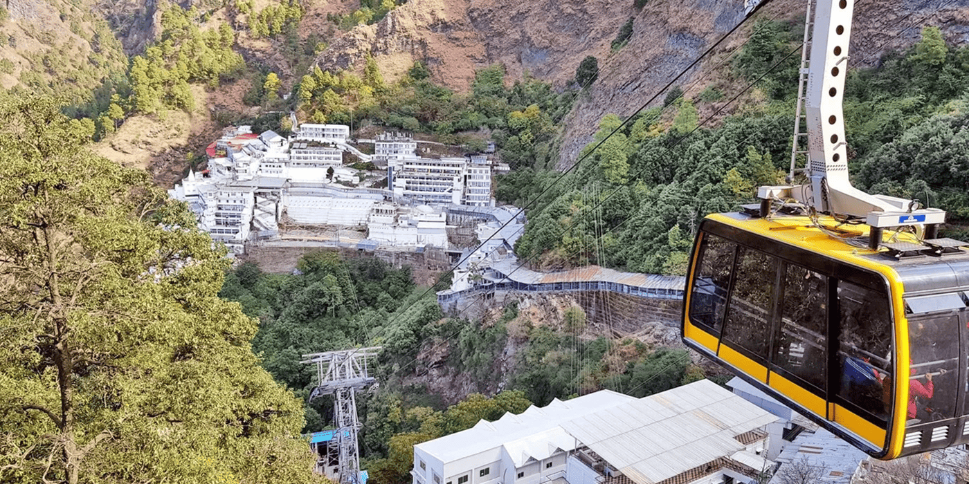 Service Provider of Jammu Katra Vaishnodevi Patnitop with Amritsar Tour Package in Chandigarh, Punjab, India